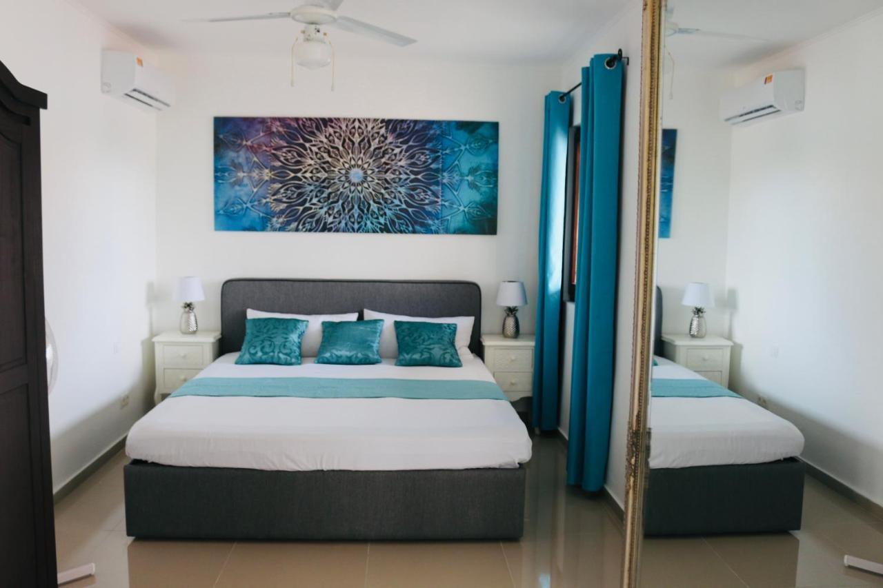 Neue Villa TROPIC PARADISE Willemstad Exterior foto